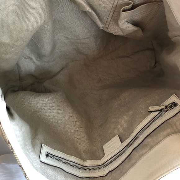 GG Canvas Medium Icon Bit Tote - Picture 6 of 11